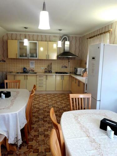 Otel Delfin Kuhnja 2